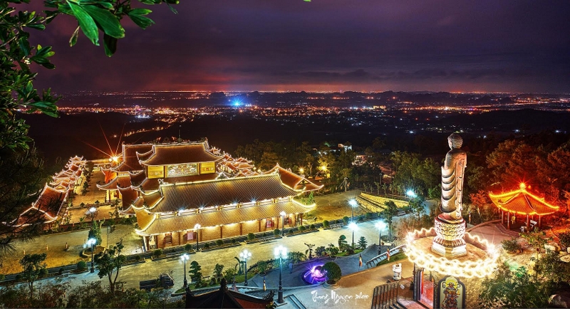 Chia sẻ những kinh nghiệm đi du lịch chùa Ba Vàng Quảng Ninh