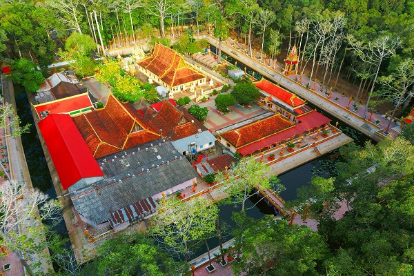 Khám phá nét kiến trúc độc đáo của chùa Âng