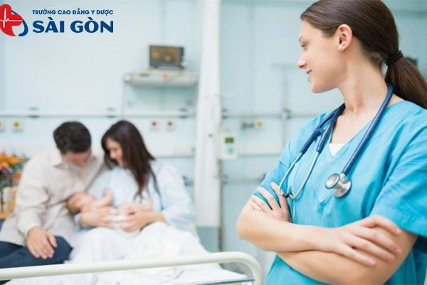 Ngành Hộ sinh là gì? Công việc của ngành như thế nào?